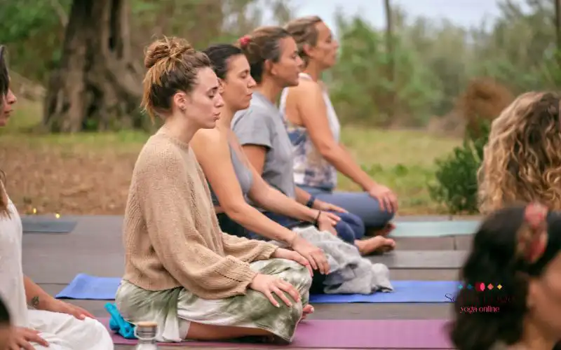que necesitas saber retiros de yoga